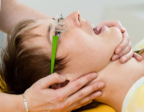 Untersuchung bei Patientin